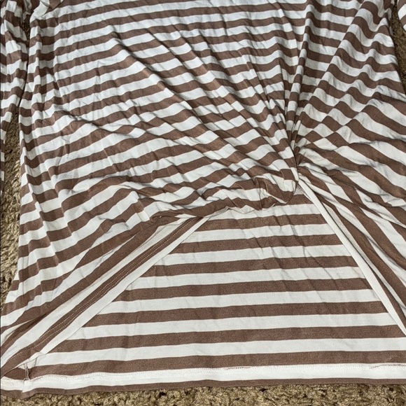 Jackson Rowe White and Brown Long Sleeve Tie Front Tee - Picture 3 of 12